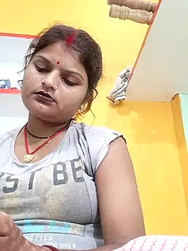 Snapshot of Hot_mirchjii chatting on 10-13-25, 11:34 Hot mirchjii online show from 10-13-25, 11:34