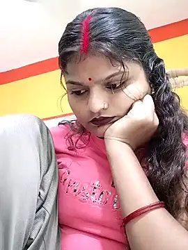 Snapshot of Hot_mirchjii chatting on 10-17-25, 08:17 Hot mirchjii online show from 10-17-25, 08:17