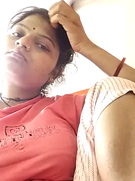 Snapshot of Hot_mirchjii chatting on 10-16-25, 01:25 Hot mirchjii online show from 10-16-25, 01:25