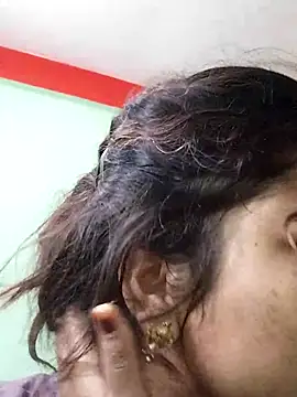 Snapshot of Hot_mirchjii chatting on 10-19-25, 12:57 Hot mirchjii online show from 10-19-25, 12:57