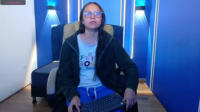 katalina07 1 online show from 07-10-26, 03:34