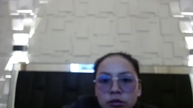 katalina07 1 online show from 10-05-25, 03:47