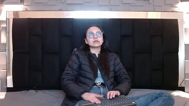 katalina07 1 online show from 10-15-25, 01:41