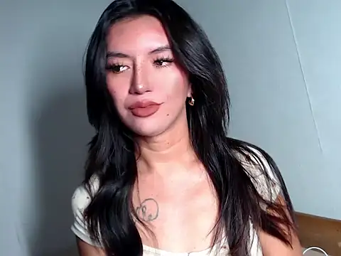 Snapshot of thinker_belle chatting on 05-19-26, 05:42 thinker belle online show from 05-19-26, 05:42