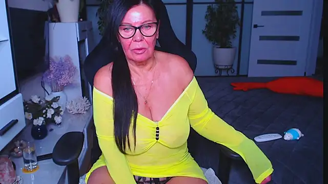 Anna Blare online show from 09-29-25, 06:35
