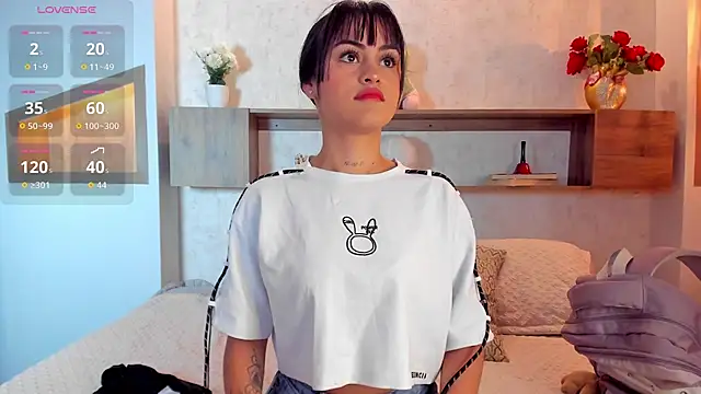 Emilly Beaumont online show from 01-17-26, 01:15