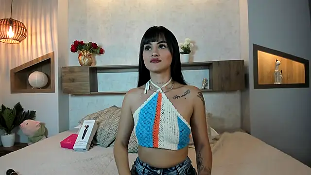 Emilly Beaumont online show from 11-19-25, 12:16