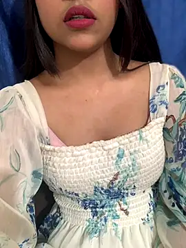 Snapshot of Rashi-48 chatting on 10-28-25, 03:22 Rashi-48 online show from 10-28-25, 03:22