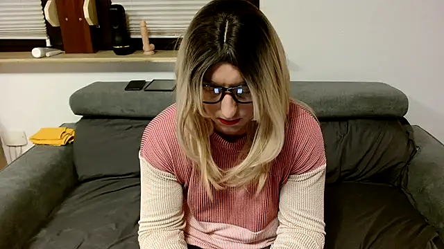 sina sun25 online show from 11-08-25, 08:12