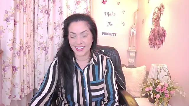 MyLovOne online show from 04-10-26, 11:28