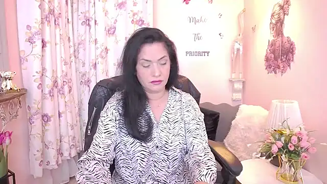 MyLovOne online show from 02-10-26, 10:58