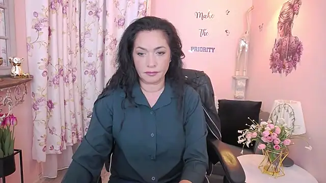 Snapshot of MyLovOne chatting on 05-15-26, 12:03 MyLovOne online show from 05-15-26, 12:03