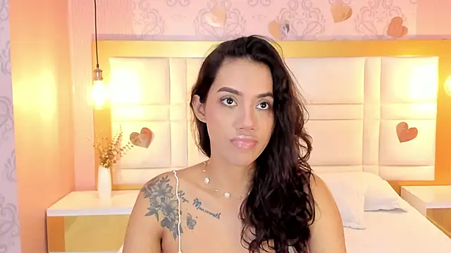 luna hot ass online show from 02-04-26, 07:53