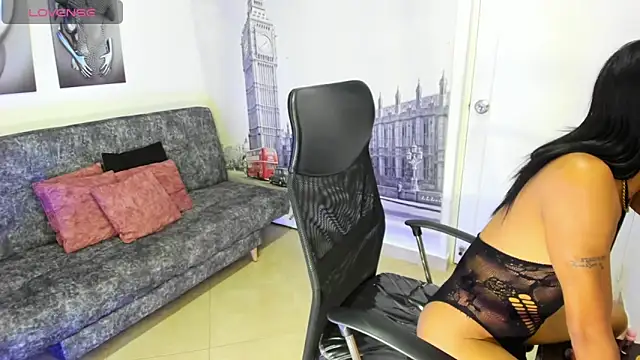 keytinthomson  online show from 11-11-25, 07:30