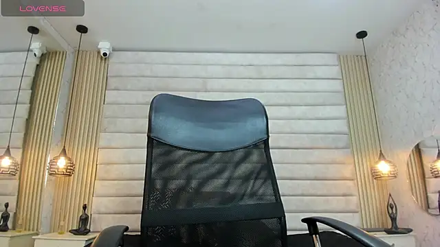 keytinthomson  online show from 02-14-26, 07:47