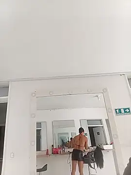 keytinthomson  online show from 03-07-26, 04:56