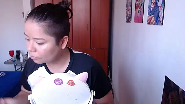 saenz eymi online show from 10-25-25, 04:40