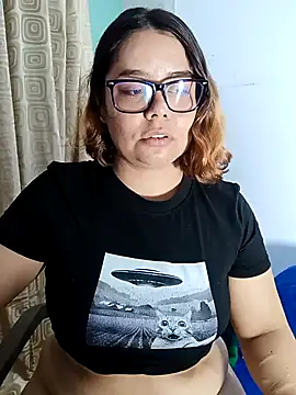 Snapshot of saenz_eymi chatting on 04-30-26, 11:20 saenz eymi online show from 04-30-26, 11:20