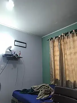 Snapshot of saenz_eymi chatting on 06-11-26, 04:59 saenz eymi online show from 06-11-26, 04:59