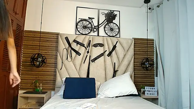 Cinthiabaker online show from 11-12-25, 11:47