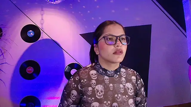 Lilith and Khloe online show from 11-15-25, 11:25