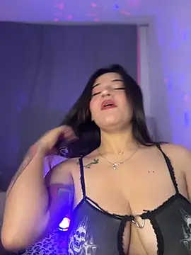 Linda Bellucci online show from 07-03-26, 04:08