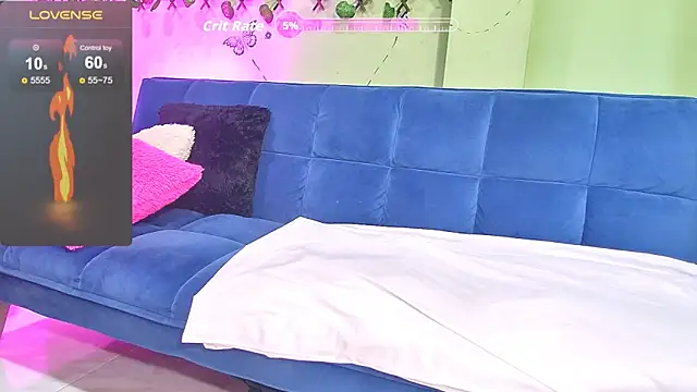 Karen Ariass online show from 11-29-25, 02:39