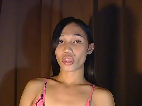 Urfucking khloe1 online show from 03-01-26, 03:06