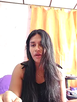 Snapshot of sofi_zzz chatting on 09-11-25, 04:07 sofi zzz online show from 09-11-25, 04:07