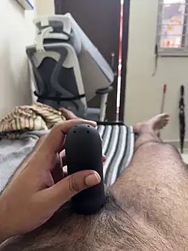 Yourslovingdick online show from 07-28-26, 10:23