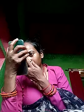 Snapshot of Hot_chinkiji chatting on 09-24-25, 05:25 Hot chinkiji online show from 09-24-25, 05:25