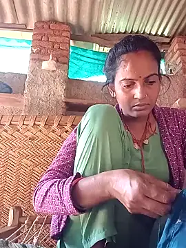 Snapshot of Hot_chinkiji chatting on 10-02-25, 04:16 Hot chinkiji online show from 10-02-25, 04:16