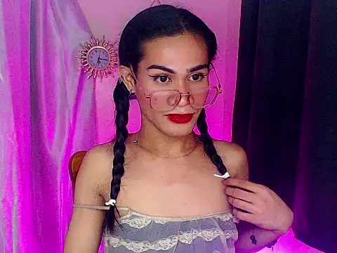 bellalot online show from 12-20-25, 01:08