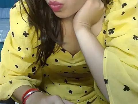 Snapshot of Urlove_lily chatting on 09-16-25, 03:13 Urlove lily online show from 09-16-25, 03:13