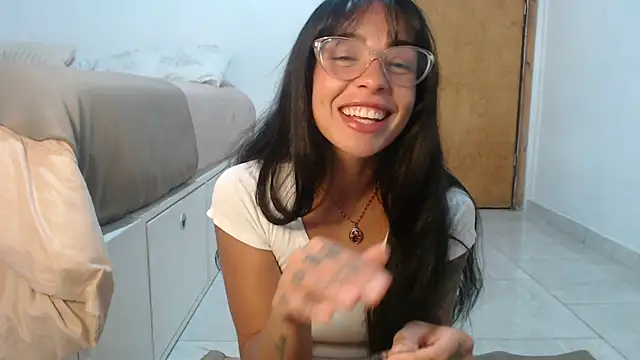 Snapshot of 8venus8 chatting on 10-09-25, 12:22 8venus8 online show from 10-09-25, 12:22