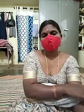 Snapshot of Nrl69 chatting on 11-10-25, 03:39 Nrl69 online show from 11-10-25, 03:39