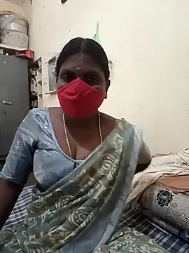 Snapshot of Nrl69 chatting on 11-15-25, 05:44 Nrl69 online show from 11-15-25, 05:44