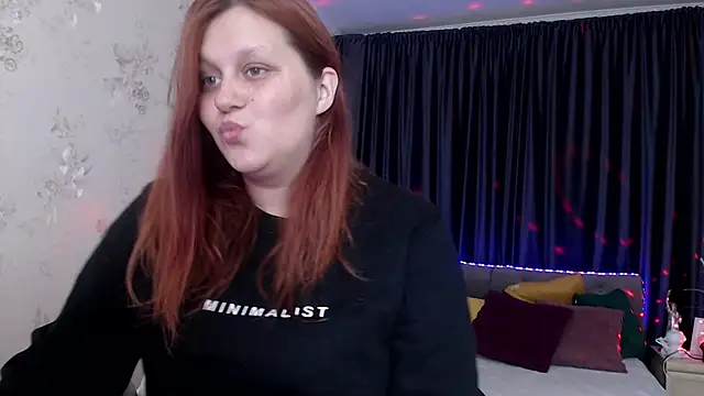 Alisawoods  online show from 10-24-25, 07:35