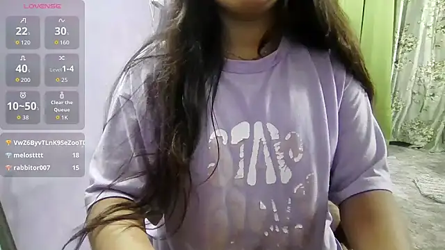 Snapshot of Naina_007 chatting on 10-01-25, 06:56 Naina 007 online show from 10-01-25, 06:56
