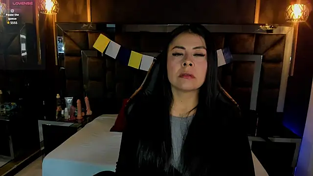 Aniajoness  online show from 09-27-25, 04:40