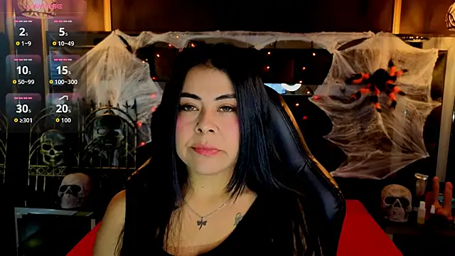 Aniajoness  online show from 10-15-25, 04:00