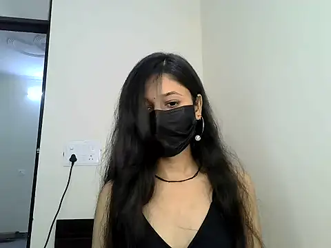 Snapshot of GUDIYA_BAB chatting on 09-19-25, 05:33 GUDIYA BAB online show from 09-19-25, 05:33