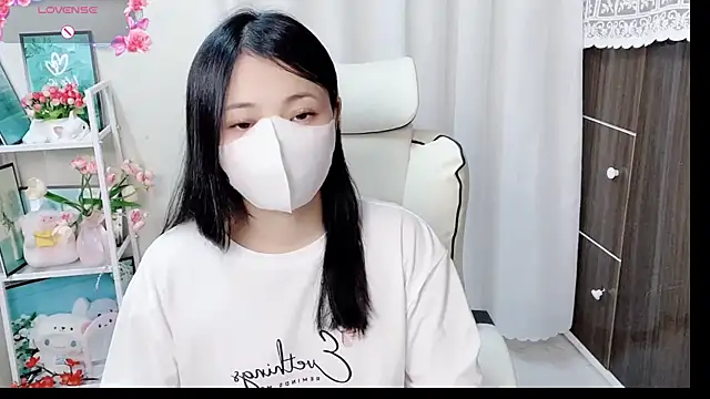 phuongnhi  online show from 06-11-26, 12:02