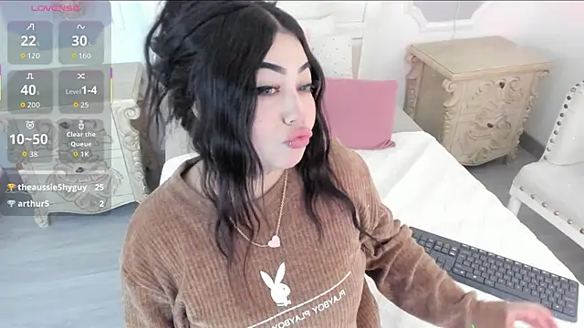 MeganStar   online show from 10-28-25, 11:53