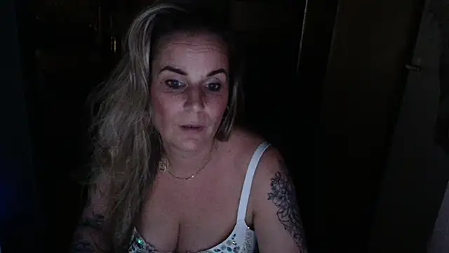 Mrs-Aurora online show from 03-25-26, 03:28