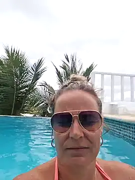 Mrs-Aurora online show from 04-08-26, 03:24