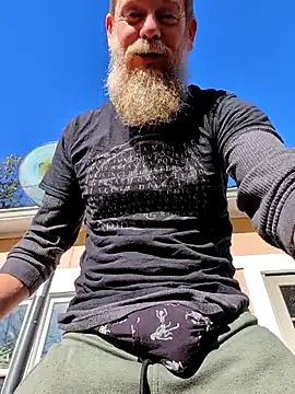 sizableunicorn7 online show from 10-31-25, 03:19