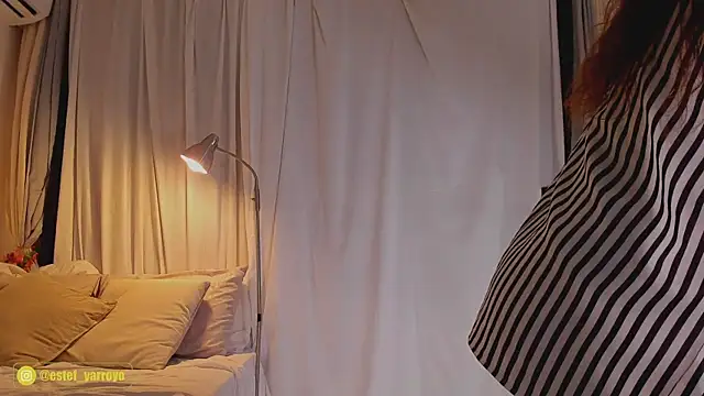 Snapshot of Estefy_arroyo1 chatting on 09-30-25, 03:12 Estefy arroyo1 online show from 09-30-25, 03:12