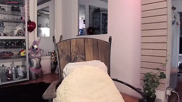 xinamora online show from 11-02-25, 05:07