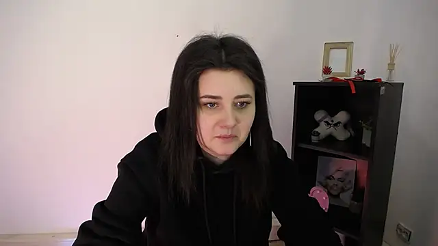 Katrin kiss  online show from 02-01-26, 12:36